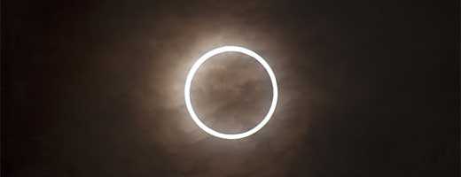 Photo de l'éclipse solaire annulaire du 21 mai 2012.