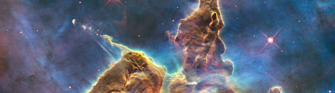 Mountain of dust and gas rising in the Carina Nebula