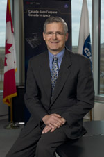 Marc Garneau lorsqu'il était président de l'Agence spatiale canadienne