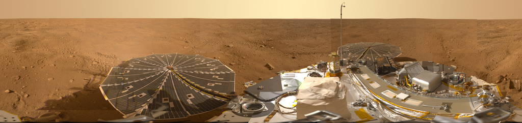 the Phoenix Mars Lander made a dramatic landing on Mars