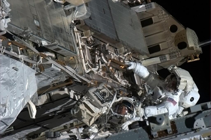 Photo of Chris and Tom spacewalk