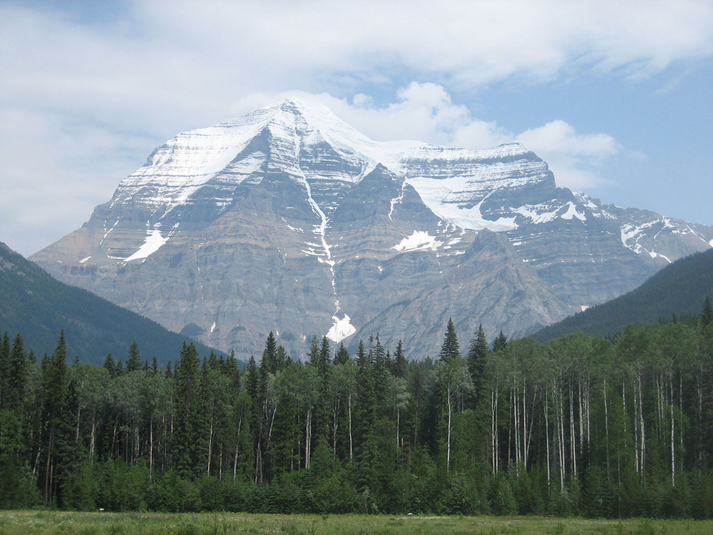 Le Mont Robson des Rocheuses canadiennes. (Source : Stephen Colebourne.)