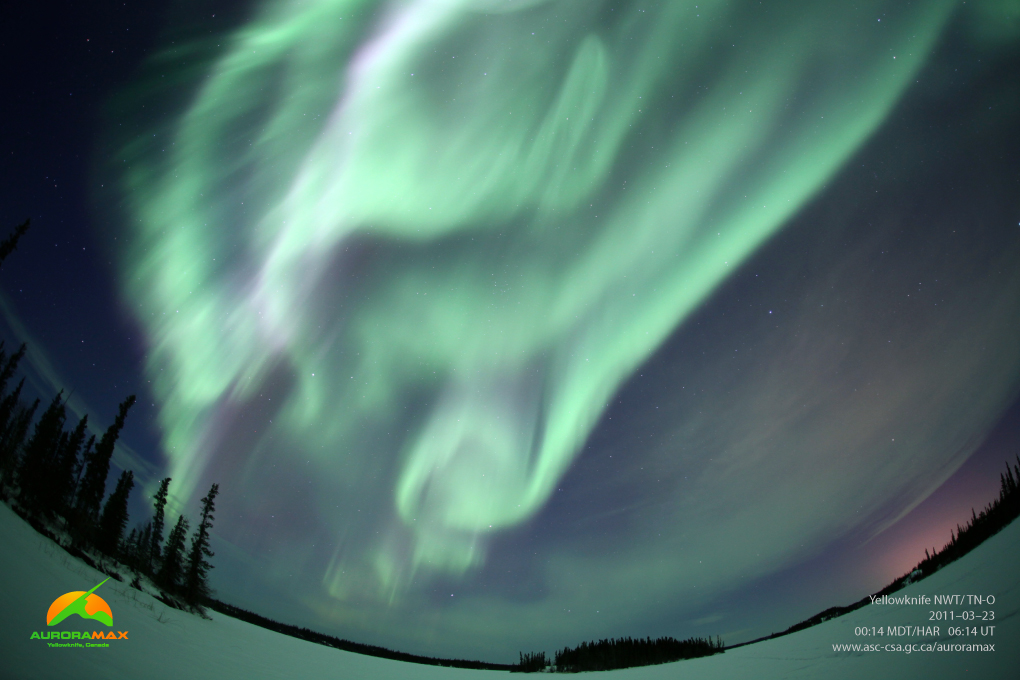 AuroraMAX – The northern lights, NWT
