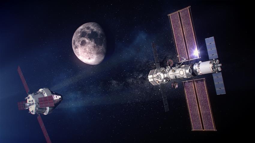 Le vaisseau spatial Orion en phase d'approche de la station spatiale lunaire Gateway