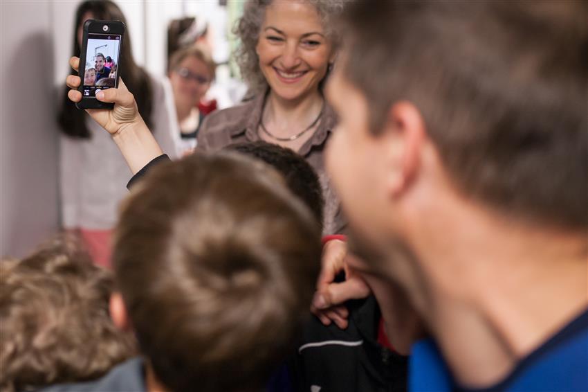 CSA Astronaut Jeremy Hansen meets with students in his hometown