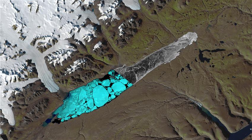 Combinaison d'images de Landsat 8 et de Sentinel 1 montre différentes saisons au lac Hazen, Parc national Quttinirpaaq (Nunavut)