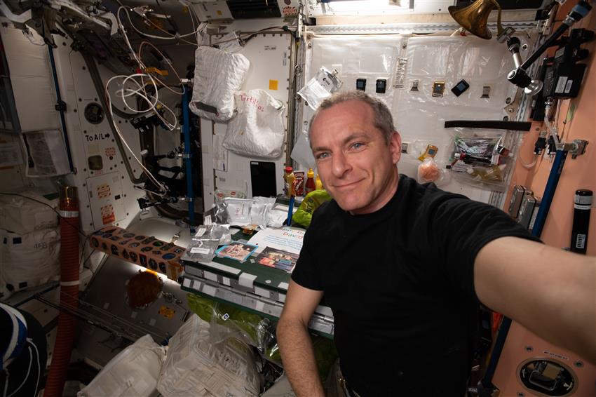 David Saint-Jacques on his anniversary day aboard the ISS