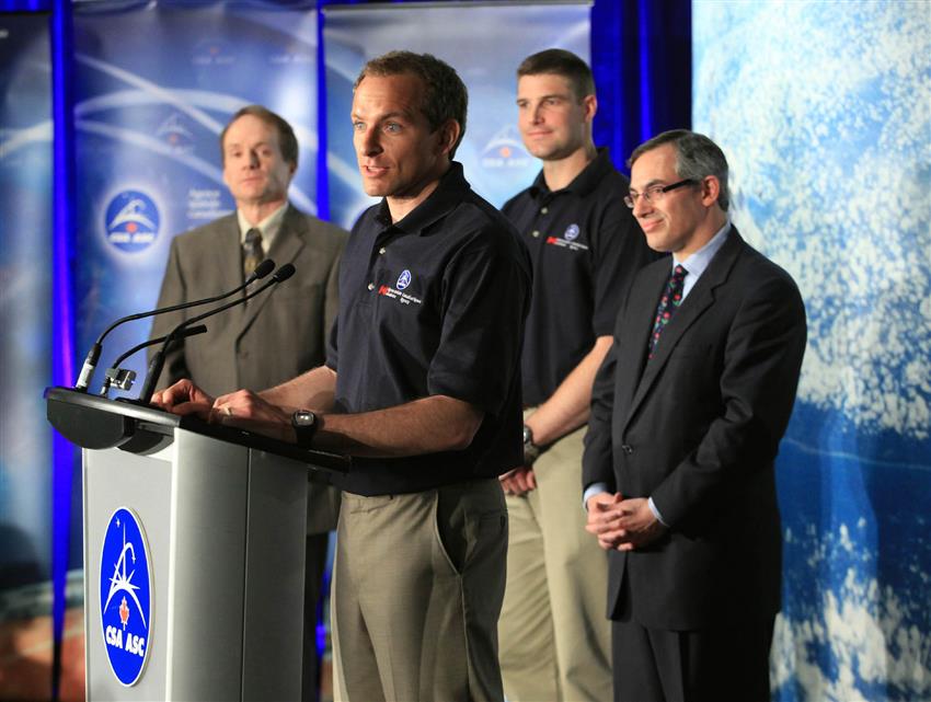 David Saint-Jacques, Steve MacLean, Jeremy Hansen and Tony Clement