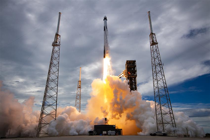 Liftoff of the Falcon 9 rocket and of Crew-13 - Canadian Space Agency