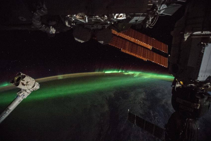 Aurora australis above the Indian Ocean as seen from the ISS