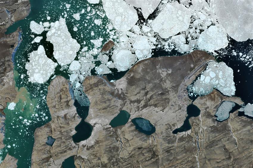 Satellite image of Alert and surrounding area of Nunavut.