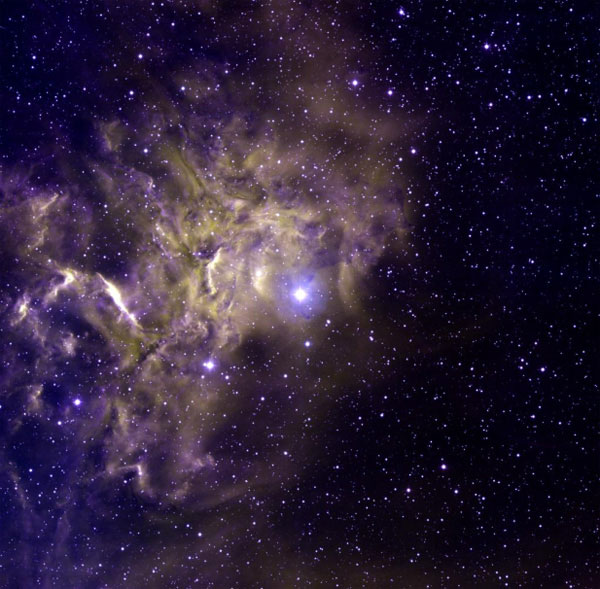 Image plus grande de concentrations de deutérium à proximité de l'étoile AE Aurigae.