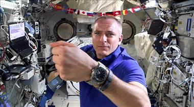 Vignette de la vidéo : 'Les montres des astronautes – Questions et réponses avec David Saint-Jacques en direct de l’espace'