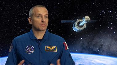 Vignette de la vidéo : 'L’astronaute David Saint-Jacques explique la mission ASTRO-H'